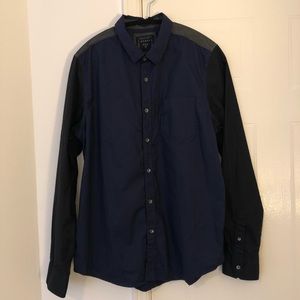 GUESS Slim Button Down Dress Shirt Large